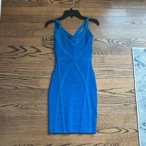 Guess body con dress size XS blue